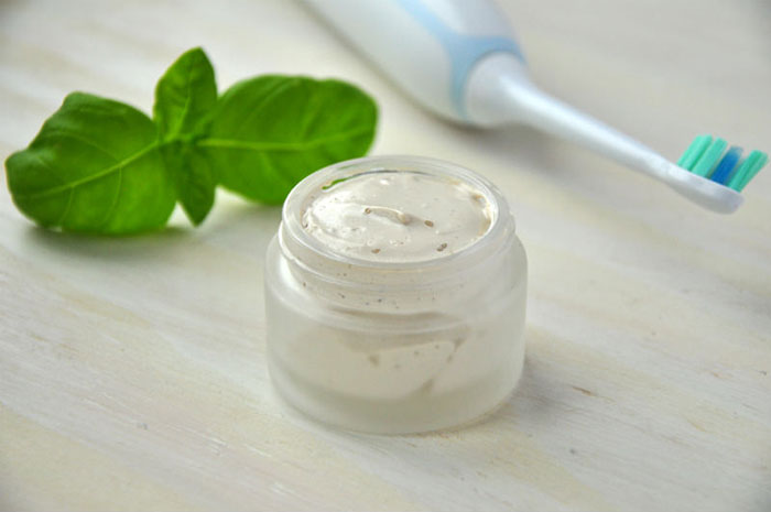 طرز تهیه خمیر دندان صنعتی