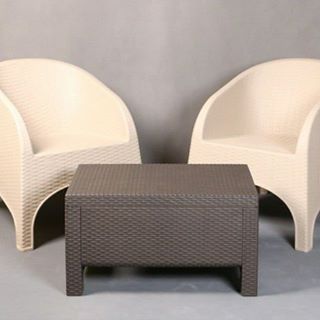 ست میز 3020 و صندلی 890 پلاستیکی حصیری