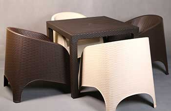 ست میز مربع 323 و صندلی 890 پلاستیکی حصیری