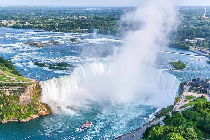 ابشارنیاگارا(اب  اب  اب) تمامی جاذبه های دیدنی طبیعت کانادا