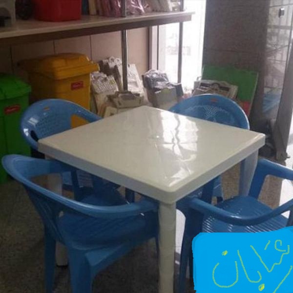 فروش تمامی محصولات ناصر درپخش شتابان(ست میزوصندلی 4نفره ساده ناصر)